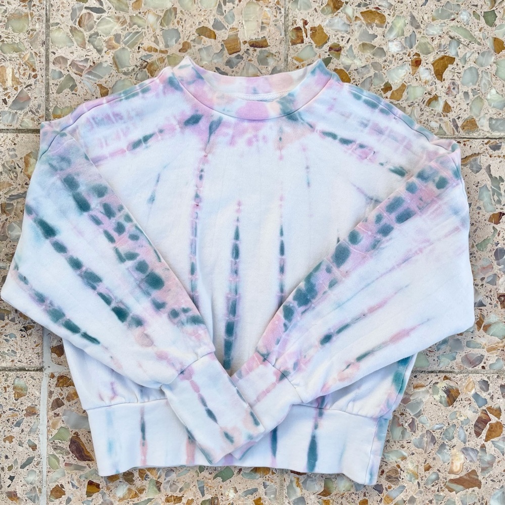 Old Navy Pink & Blue Tie Dye Crewneck Sweater